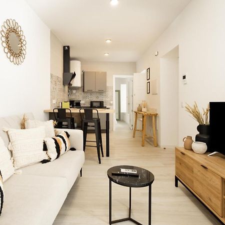 Apartamento Mucha Vida Little Apartments Кадис Екстериор снимка