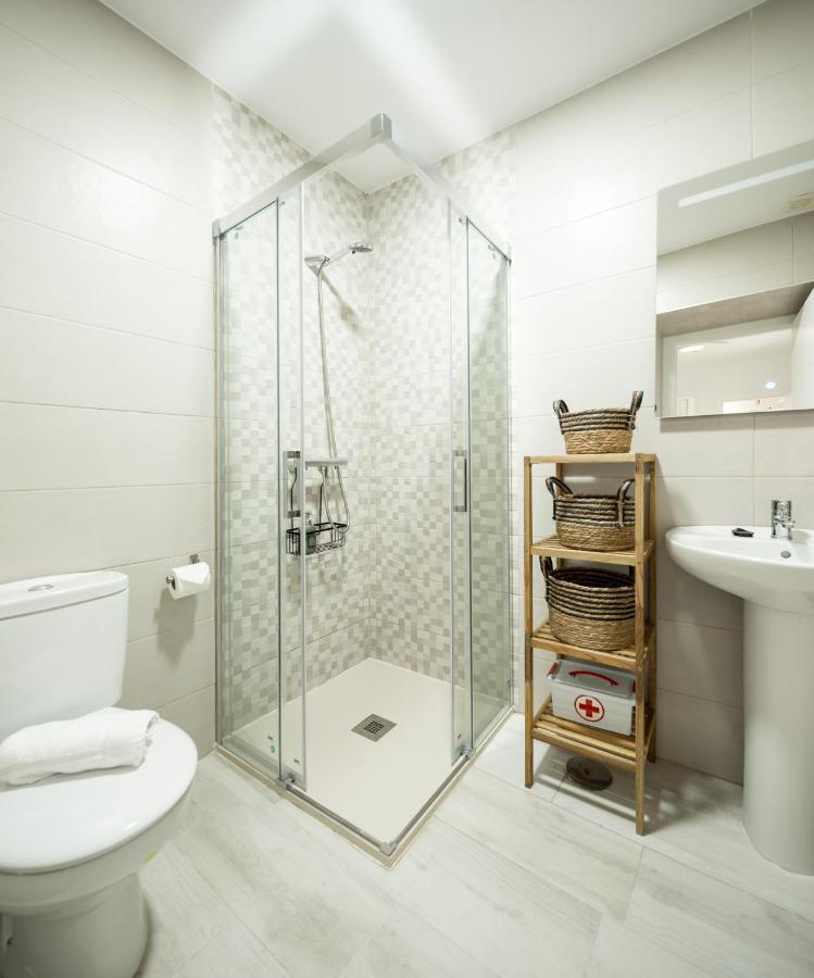 Apartamento Mucha Vida Little Apartments Кадис Екстериор снимка