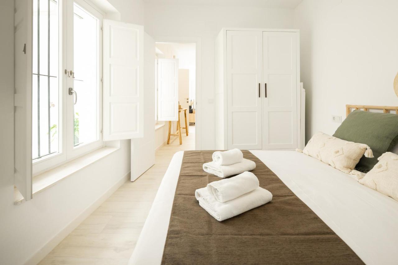 Apartamento Mucha Vida Little Apartments Кадис Екстериор снимка